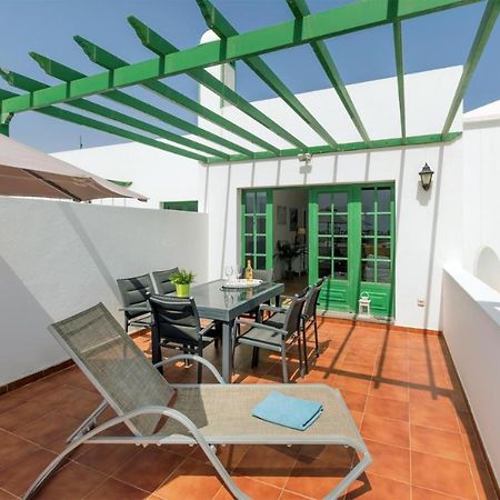 Appartamento Apartamento Om Con Piscina Y Vistas Al Mar Costa Teguise Esterno foto