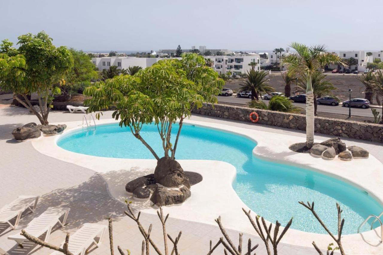 Appartamento Apartamento Om Con Piscina Y Vistas Al Mar Costa Teguise Esterno foto